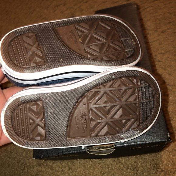 Infant/Toddler Navy Blue Converse - Picture 5 of 5
